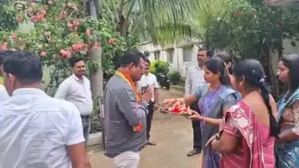 सुकमा: केरलापाल में संकुल स्तरीय शाला प्रवेशोत्सव का आयोजन, भाजपा जिलाध्यक्ष धनीराम बारसे रहे शामिल
