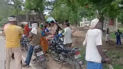 सिकंदरा: नैपलापुर गांव में मामूली विवाद के चलते महिला को घर में घुसकर पीटा, पीड़िता ने पुलिस को दी तहरीर, जांच शुरू