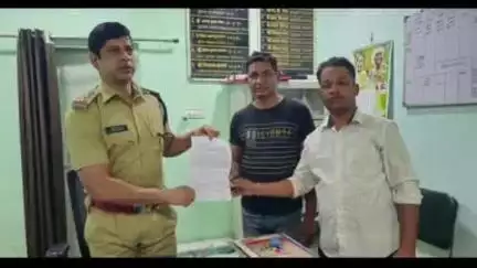 राजिम: सोनामूंदी गांव के ग्रामीणों ने देशी अंग्रेजी शराब दुकान को हटाने के लिए सौंपा ज्ञापन, एक जुलाई से करेंगे प्रदर्शन