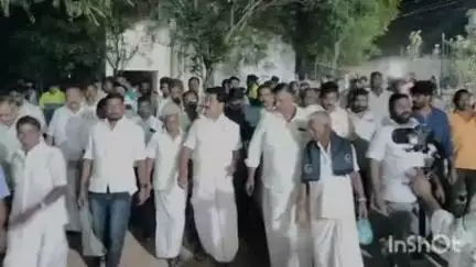 வலங்கைமான்: வலங்கைமான் மேல்நிலைப் பள்ளியில்  கைப்பந்து போட்டி