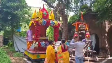 বর্ধমান ১: বর্ধমান রাজবাড়ীর রাজা ও রানীর রথে বসেন না জগন্নাথ বলরাম শুভদ্রা,জানুন ইতিহাস