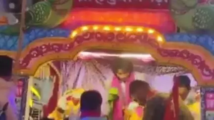 दमोह: जगदीश मंदिर व हनुमान गढ़ी मंदिर से निकली जगन्नाथ स्वामी जी की रथ यात्रा, जगह-जगह हुआ स्वागत