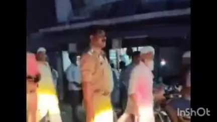 नानपारा: नवाबगंज कस्बे में मोहर्रम को लेकर बढ़ाई गई सुरक्षा, डीजे और बड़ी ताजिया पर रोक के लिए की गई सघन जांच