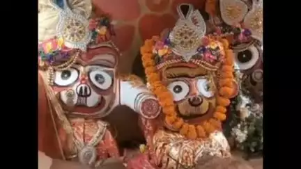 मुंगेली: लोरमी में 305 साल पुराने जगन्नाथ मंदिर में भगवान की रथयात्रा निकाली गई, व्यवस्था के लिए भारी संख्या में पुलिस बल तैनात