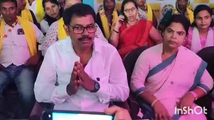 सासाराम: जन सुराज पार्टी ने जन स्वराज कार्यालय में प्रेस वार्ता कार्यक्रम का किया आयोजन