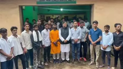 बाघमारा/कतरास: कतरास कांग्रेस कार्यालय में एनएसयूआई इकाई की मजबूती और बाघमारा की समस्याओं पर हुई चर्चा