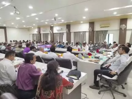 राजगढ़: राजगढ़ जिला पंचायत में रीजनल इंडस्ट्रीज स्किल कांक्लेव आयोजित, मोहनपुरा कुंडलिया को मिली अंतर्राष्ट्रीय पहचान