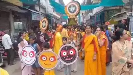 छिंदवाड़ा नगर: छोटी बाजार पुराने पावर हाउस से श्री जगन्नाथ, बलभद्र और सुभद्रा जी की रथ यात्रा निकली