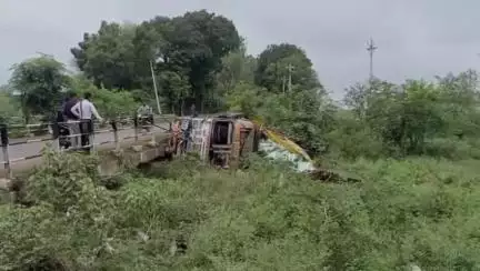 हरदा: बिना अनुमति डीएपी खाद परिवहन मामले में जगह-जगह छापामार कार्रवाई जारी