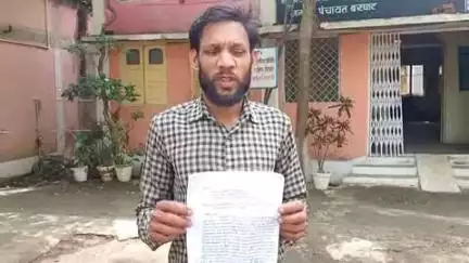 बरघाट: ग्राम मेहराबोडी में शासकीय भूमि से अतिक्रमण हटाने की मांग को लेकर तहसीलदार को सौंपा गया ज्ञापन