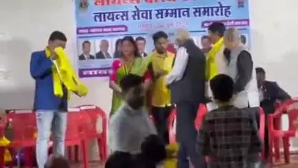 खंडवा: लायंस क्लब खंडवा द्वारा लाइन सेवा सम्मान कार्यक्रम का आयोजन किया गया
