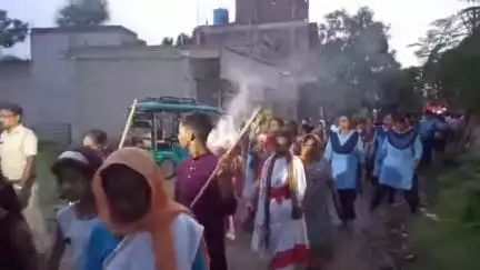 হবিবপুর: হবিবপুর রুরাল ডেভেলপমেন্ট সমিতির পরিচালনায় ও বুলবুলচন্ডী রথযাত্রা মিলন মেলা উৎসব কমিটির সহযোগিতায় রথ যাত্রার উৎসব