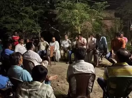 রানিনগর ২: একুশে জুলাইকে সামনে রেখে মালিবাড়ি ১ অঞ্চল দলীয় তৃণমূল কংগ্রেসের উদ্যোগে প্রস্তুতি সভা শিয়ালমারী বাজারে