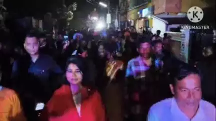 ঝাড়গ্রাম: ঝাড়গ্রাম শহরে ফিতে কেটে ঝাড়গ্রাম গৌড়ীয় মঠের রথের উদ্ধোধনে বিজেপি নেত্রী ভারতী ঘোষ, কয়েক হাজার ভক্তের সমাগম