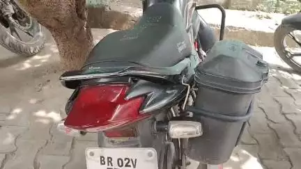 बेलागंज: बेला डीह गांव से चोरी हुई बाइक पुलिस ने बरामद की
