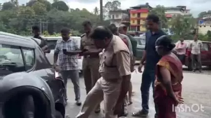 കാഞ്ഞിരപ്പള്ളി: മുണ്ടക്കയം ടൗണിൽ കാറുകൾ കൂട്ടിയിടിച്ച് അപകടം