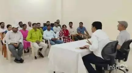 गढ़वा: एसडीएम ने नवनिर्मित केंद्रीय विद्यालय परिसर का औचक निरीक्षण किया