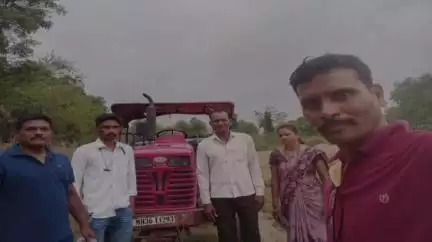 मोहाडी: पोलीस स्टेशन मोहाडी हद्दीत रेती चोरीचा ट्रॅक्टर पोलिसांनी पकडला, 6 लाख 6 हजार रुपयांचा मुद्देमाल जप्त