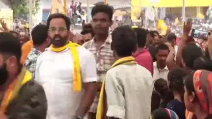 संदेश: प्रशांत किशोर ने लालू यादव पर कसा तंज, कहा- बच्चों की चिंता क्या होती है, ये लालू जी से सीखे, उनका बेटा फेल