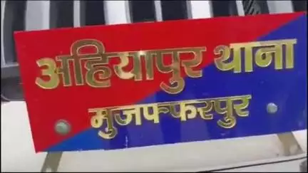 मुशहरी: मेडिकल फ्लाईओवर के पास पुलिस ने शराब से भरा एक कंटेनर किया ज़ब्त, चालक गिरफ्तार