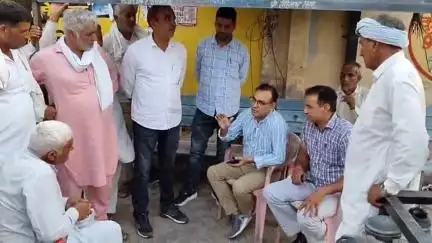 रावतसर: कृषि विभाग ने धान मंडी रावतसर के पास 730 यूरिया बैग से भरे अवैध गोदाम को किया सीज