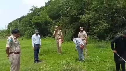 నిజామాబాద్ సౌత్: కేంద్ర హోం శాఖ మంత్రి అమిత్ షా పర్యటన సందర్భంగా కలెక్టరేట్ ప్రాంతంలో తనిఖీలు