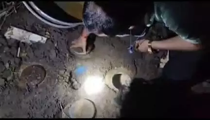 ऋषिकेश: IDPL के खंडहरों में आबकारी विभाग की रेड, गुरदेव उर्फ छंगा किया गया गिरफ्तार