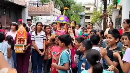 जबलपुर: बाल भवन के बच्चों द्वारा जगन्नाथ रथ यात्रा का प्रतीकात्मक आयोजन
