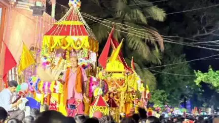বহরমপুর: বহরমপুরে রথযাত্রার কেন্দ্র করে সাধারণের জনজোয়ার, ৮ থেকে ৮০ মাতোয়ারা