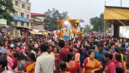 নারায়ণগড়: বেলদা তে রথযাত্রাকে কেন্দ্র করে ব্যাপক ভিড় মানুষের, অপ্রীতিকর ঘটনা এড়াতে মোতায়েন পুলিশ