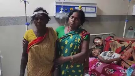 कटिहार: बलरामपुर गांव में दीवार के पास घास काटने पर दो महिलाओं की पड़ोसियों ने की पिटाई