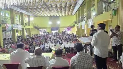 चंदगड: कोवाड येथे छत्रपती शिवाजी महाराज महाराजस्व समाधान शिबिर संपन्न. आ. शिवाजीराव पाटील उपस्थित
