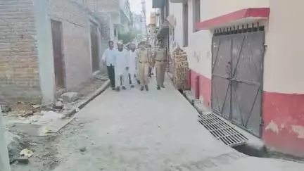 हरदोई पुलिस अधीक्षक द्वारा आगामी त्योहार मोहर्रम को सकुशल संपन्न करने के दृष्टिगत थाना संडीला क्षेत्रांतर्गत कर्बला व