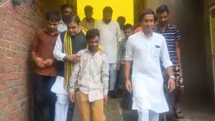 राजकुमार सेसई जी राष्ट्रीय अध्यक्ष जी धरनावदा में पीड़ितों से मिले 
ओबीसी जन कल्याण संघ