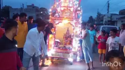 বরজোড়া: ঘুটগোড়িয়ায় অগ্রগ্রামী ক্লাবের রথযাত্রা উৎসব অনুষ্ঠানে যোগ দিলেন বড়জোড়ার বিধায়ক অলোক মুখার্জি