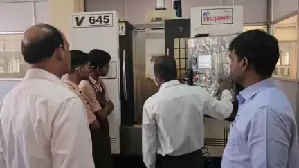 ದಾಂಡೇಲಿ: ಅಂಬೇವಾಡಿಯ ಜಿಟಿಟಿಸಿ ಕಾಲೇಜಿಗೆ ಕರ್ನಾಟಕ ಕೌಶಲ್ಯಾಭಿವೃದ್ಧಿ ಪ್ರಾಧಿಕಾರದ ಅಧ್ಯಕ್ಷರ ಭೇಟಿ
