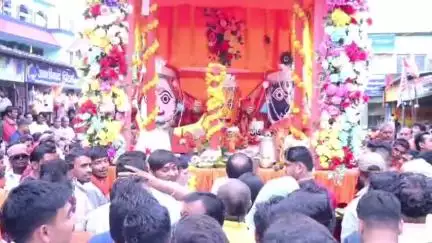 बेरो: बेडो: इटकी में महाप्रभु श्री जगन्नाथ रथारूढ़ होकर मौसीबाड़ी पहुंचे, भक्तों ने श्रद्धा से की रथयात्रा