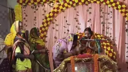 सुल्तानपुर: हनुमंत सेवा आश्रम महराजगंज में भव्य संगीत मयी श्रीराम कथा का शुभारंभ, कथा वाचिका ने रामनाम का किया गुणगान
