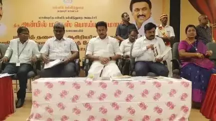 நல்லம்பள்ளி: தமிழகத்தில் அடுத்த மாதம் 2346 இடைநிலை ஆசிரியர்கள் பணியமர்த்தப்படவுள்ளனர்-தருமபுரி பள்ளிக்கல்வித்துறை அமைச்சர் அன்பில் மகேஷ் பேட்டி
