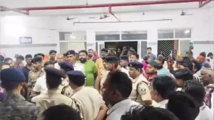 बसंतपुर: मिड डे मील मामले में सुपौल एसपी सरथ आर एस देर रात वीरपुर पहुंचे, घटना की जानकारी ली, बच्चों को घर भेजा