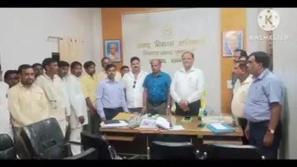 गुन्नौर: जुनावई ब्लॉक परिसर में पूर्व विधायक की शिकायत पर जुनावई और गुन्नौर ब्लॉक के प्रधानों के विकास कार्यों की हुई जांच
