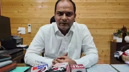 लोहाघाट:डीएम चंपावत मनीष कुमार ने चंपावत जिले में मानसून को लेकर की गई तैयारी की दी जानकारी