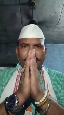 टिकट कें लियें खेमाबाजी क्यों ? कार्यकर्त्ता - कार्यकर्त्ता में भेद क्यूँ ?
चहेतों कों टिकट क्यूँ ?