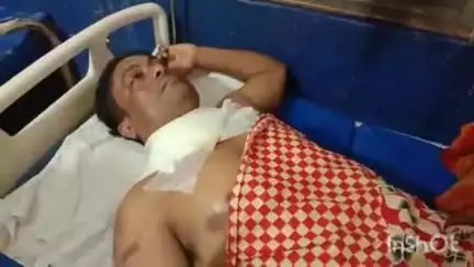नवादा: शहर के गढ़ पर सूर्य मंदिर के निकट एक युवक पर चाकू से जानलेवा हमला, उसे सदर अस्पताल में भर्ती कराया गया