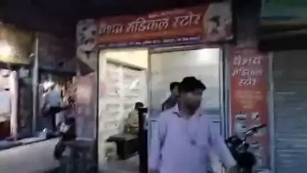 रुद्रपुर: रुद्रपुर के ट्रांजिट कैंप में जिलाविधिक सेवा प्राधिकरण और ड्रग इंस्पेक्टर ने मेडिकल स्टोर्स पर मारे छापे