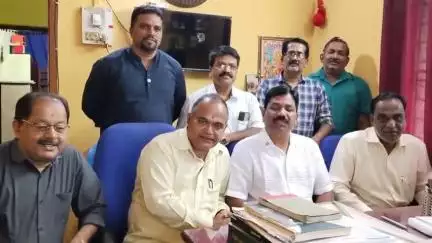 ದಾಂಡೇಲಿ: ಇಂದು ರಾತ್ರಿ ದಾಂಡೇಲಿಯ ಶ್ರೀ ವಿದ್ಯಾಧಿರಾಜ ಸಭಾ ಭವನದಲ್ಲಿ ಉಚಿತ ಶ್ರೀ ಶನೀಶ್ವರ‌ ಮಹಾತ್ಮೆ ಪೌರಾಣಿಕ ಯಕ್ಷಗಾನ ಪ್ರದರ್ಶನ