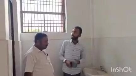 बिंदकी: बिंदकी कस्बे के हजरतपुर ठठराही में काली जी मंदिर परिसर के पर्यटन विभाग के यात्री शेड से हजारों रुपए की संपत्ति चोरी