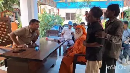 कन्नौज: भटपुरी मोहल्ला निवासी पीड़ित ने कोतवाली पहुंचकर मारपीट करने का मामला दर्ज कराया