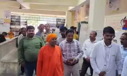 नौगढ़: विधायक श्याम धनी राही ने सामुदायिक स्वास्थ्य केंद्र बर्डपुर में प्रधानमंत्री जन औषधि केंद्र का उद्घाटन किया