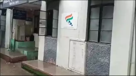 चोपडा: मितावली येथे कमळगाव रस्त्यावर एसटीची दुचाकीला धडक, दोन जखमी, एसटी चालकाविरुद्ध अडावद पोलिसात गुन्हा दाखल